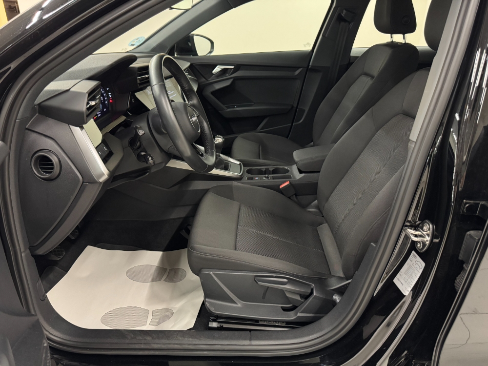 Audi A3 Sportback 30 TFSI básico foto 4