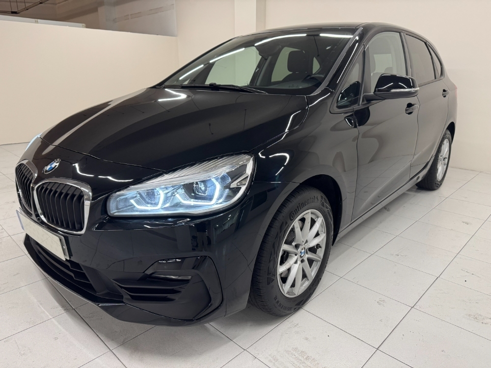 BMW Serie 2 216 d foto 2