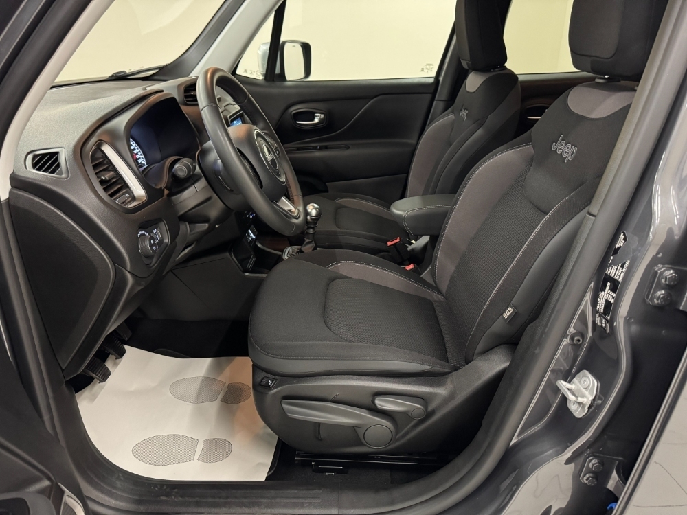 Jeep Renegade Limited FWD foto 4