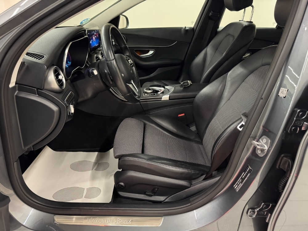 Mercedes-Benz Clase C C200 foto 4