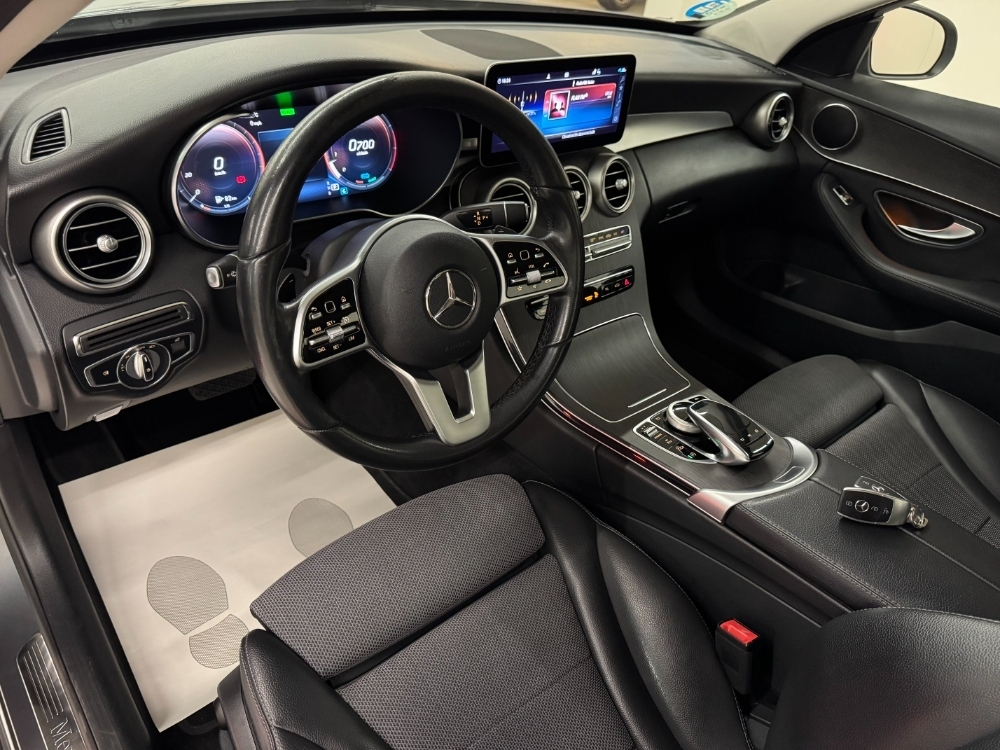 Mercedes-Benz Clase C C200 foto 7