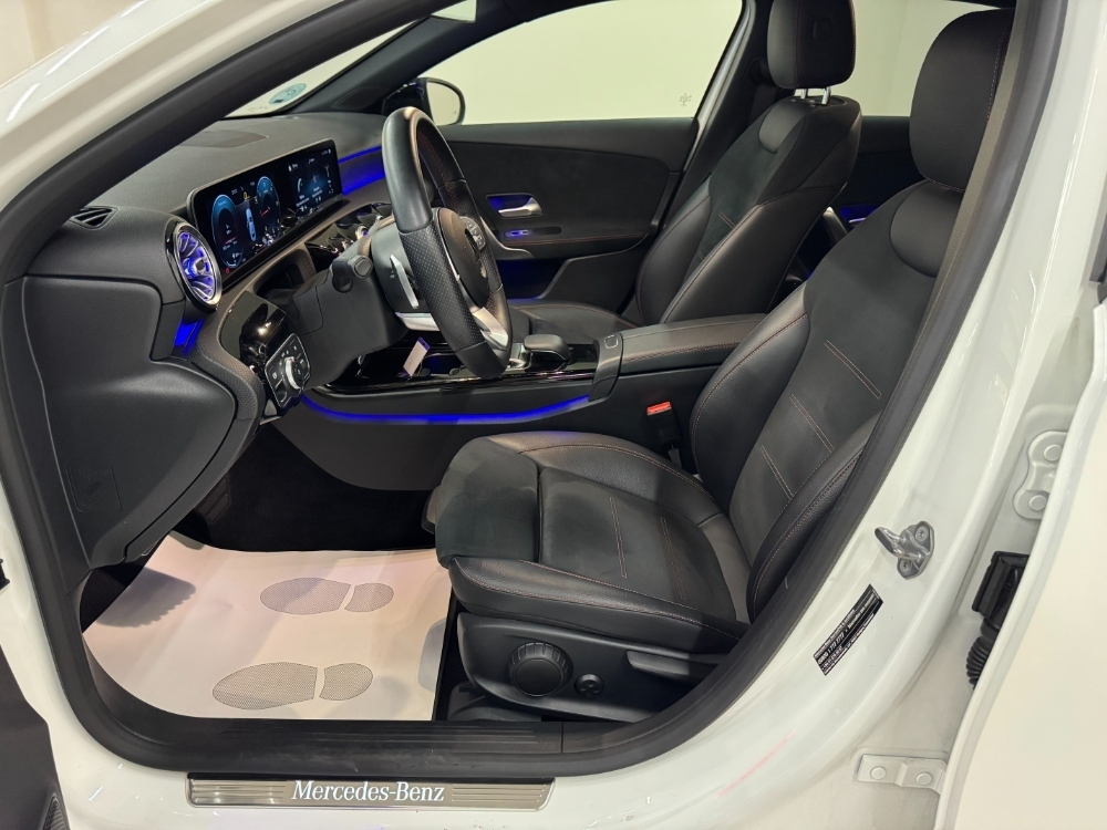 Mercedes-Benz Clase A Sedán A180 foto 4