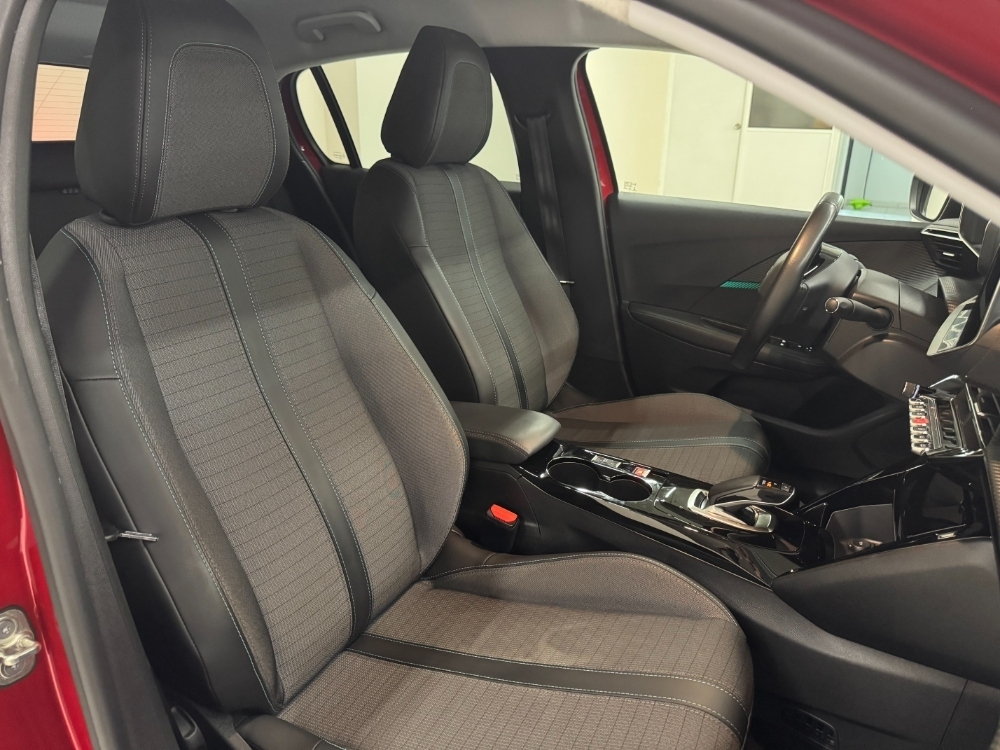 Peugeot e-208 Allure Pack foto 19