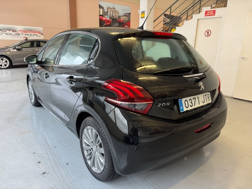 Peugeot 208 Allure foto 5