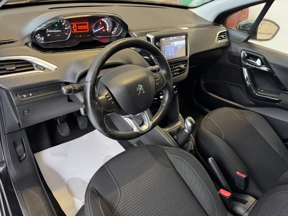 Peugeot 208 Allure foto 8