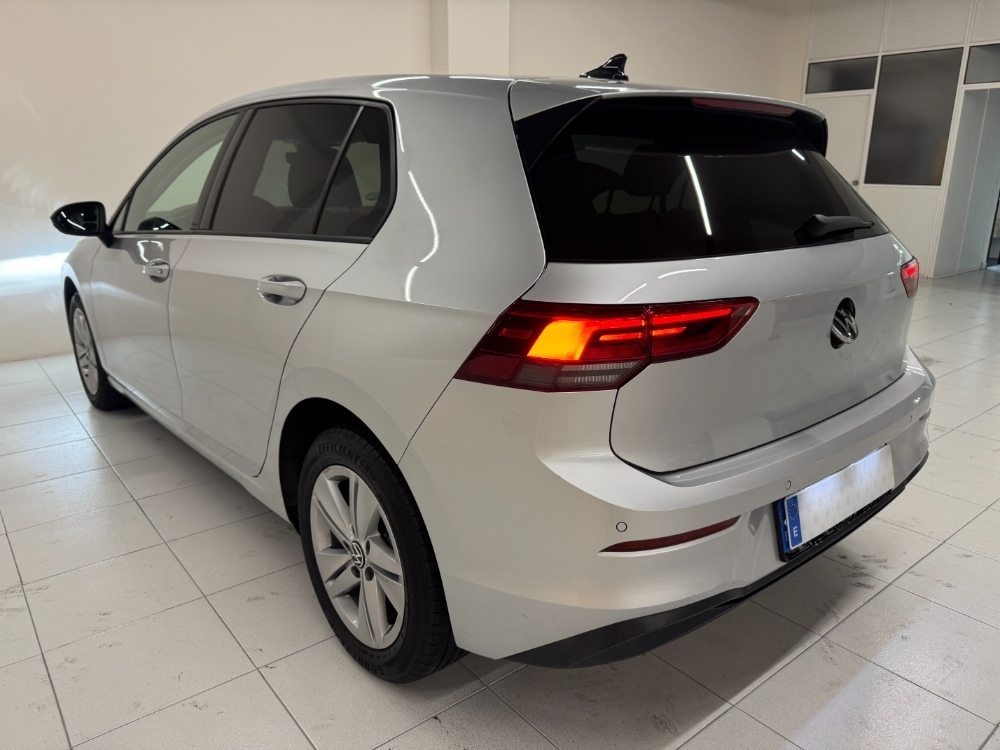 Volkswagen Golf VIII Life foto 16