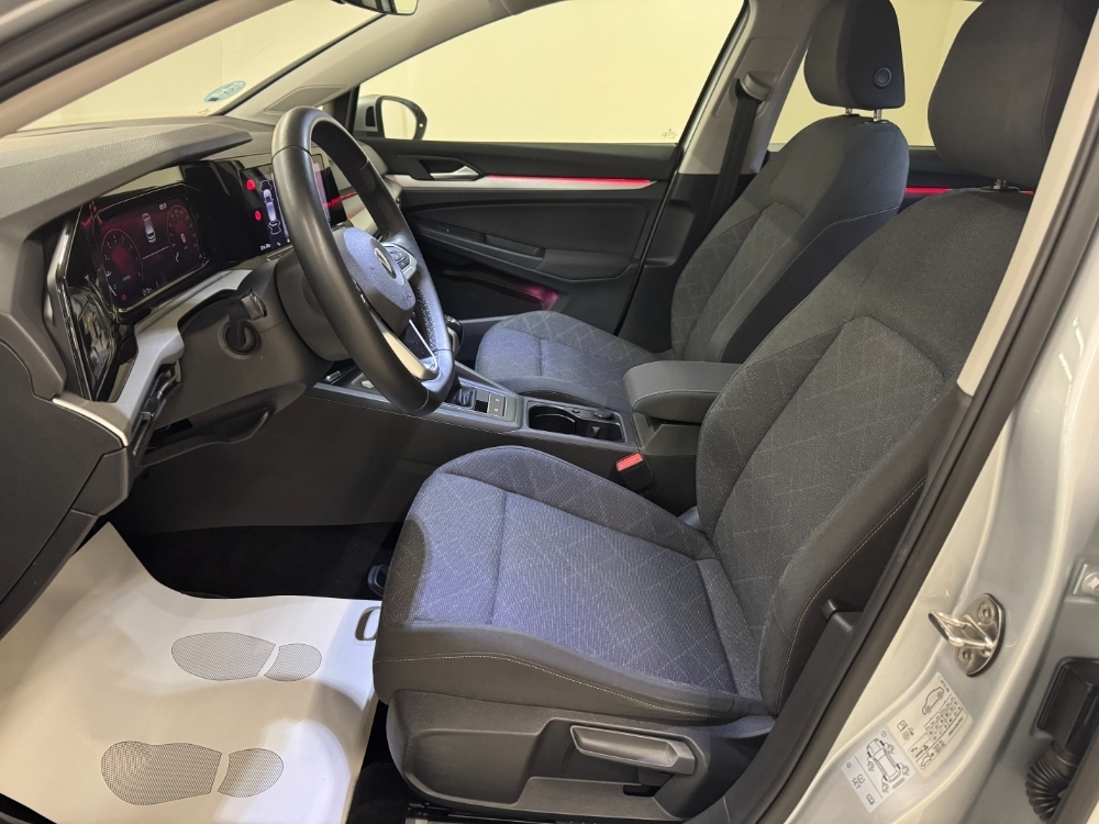 Volkswagen Golf VIII Life foto 4