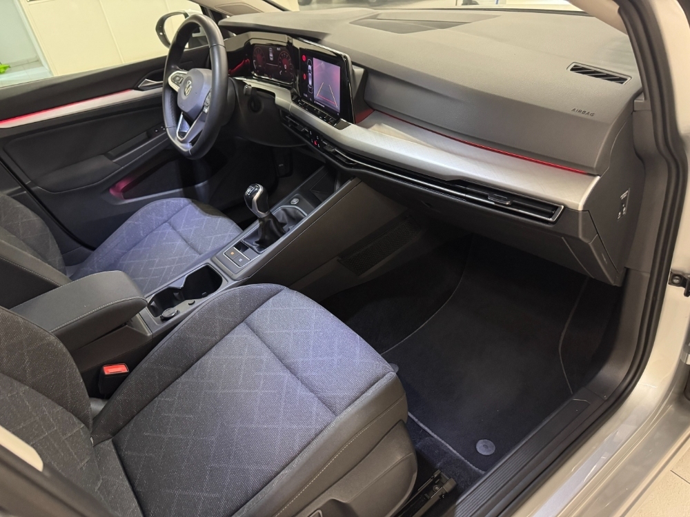 Volkswagen Golf VIII Life foto 11