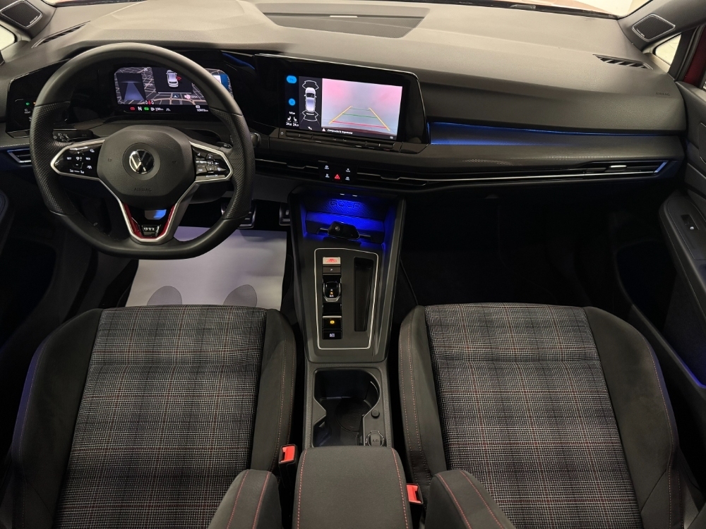 Volkswagen Golf VIII GTI foto 13