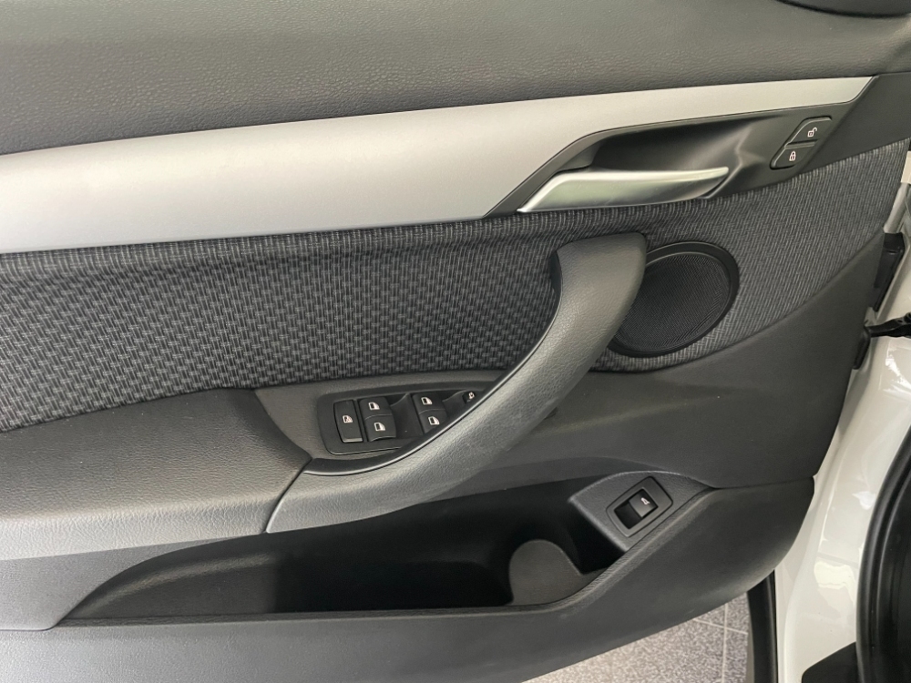 BMW Serie X1 sDrive 18d foto 5