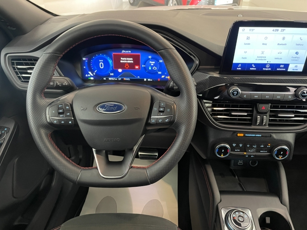 Ford Kuga Hybrid ST-Line X foto 14
