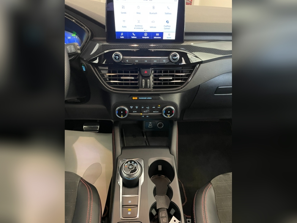 Ford Kuga Hybrid ST-Line X foto 15