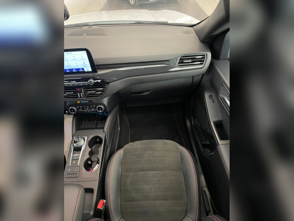 Ford Kuga Hybrid ST-Line X foto 11