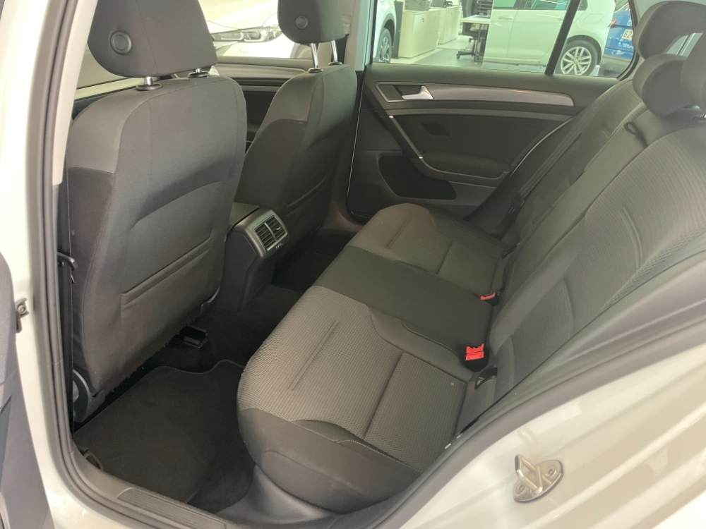 Volkswagen Golf VII Advance foto 6