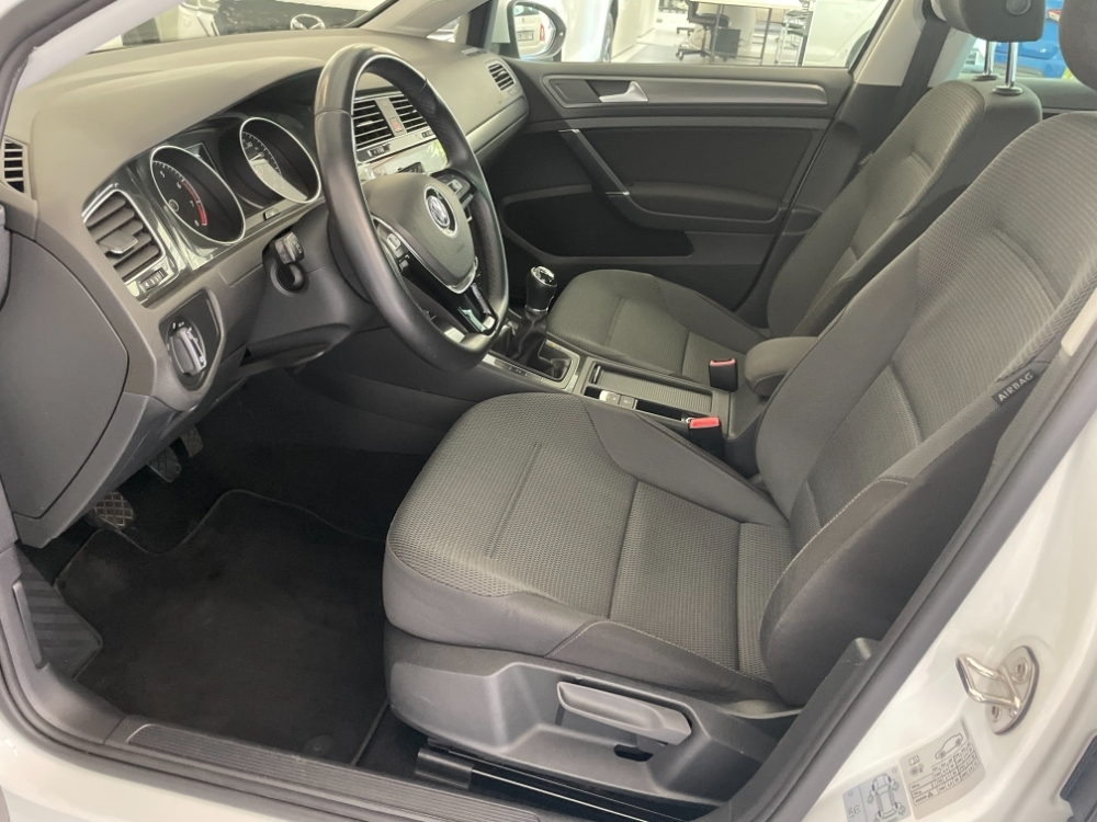 Volkswagen Golf VII Advance foto 7