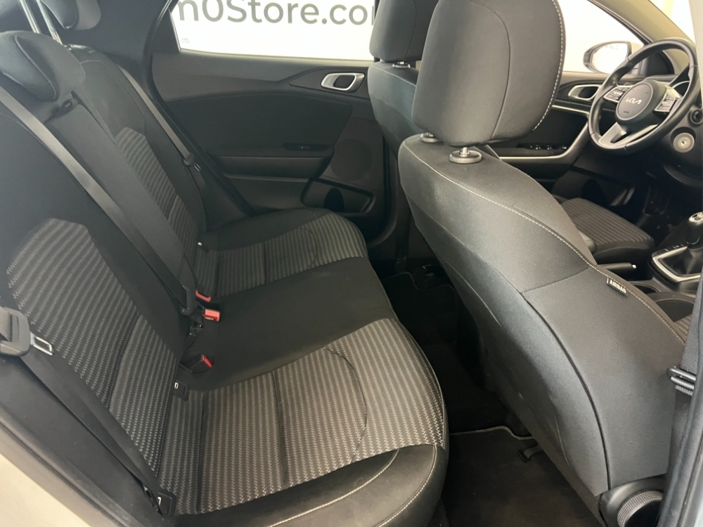 Kia XCeed Concept foto 7