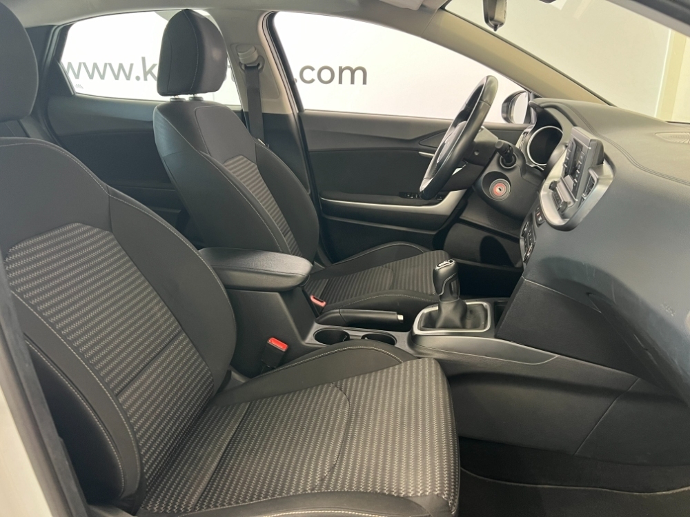 Kia XCeed Concept foto 8